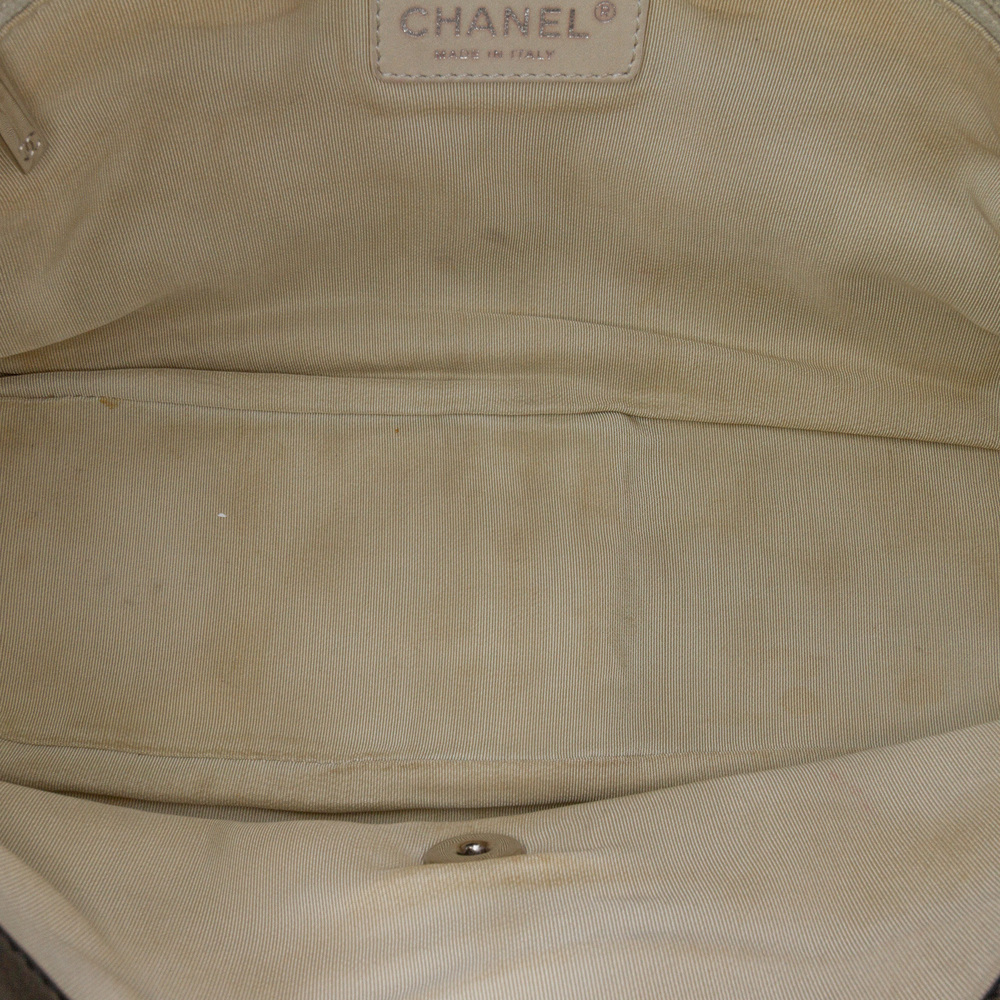 Pre-Loved Chanel Jumbo Calfskin Canebiers Net Flap - Picture 4 of 9